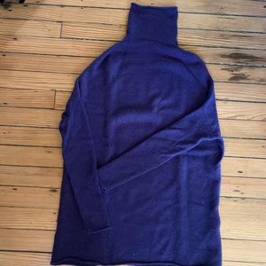 Tory Burch oversized cashmere turtleneck 🐢 🔮💜
